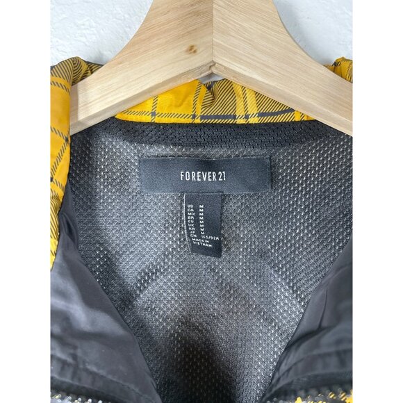 Forever 21 Black and Yellow Plaid Cropped Bomber Jacket Size Medium - Picture 5 of 9